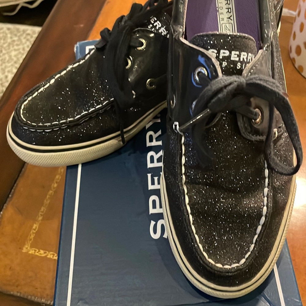 Sperry Top-Sider in black sparkle size 8